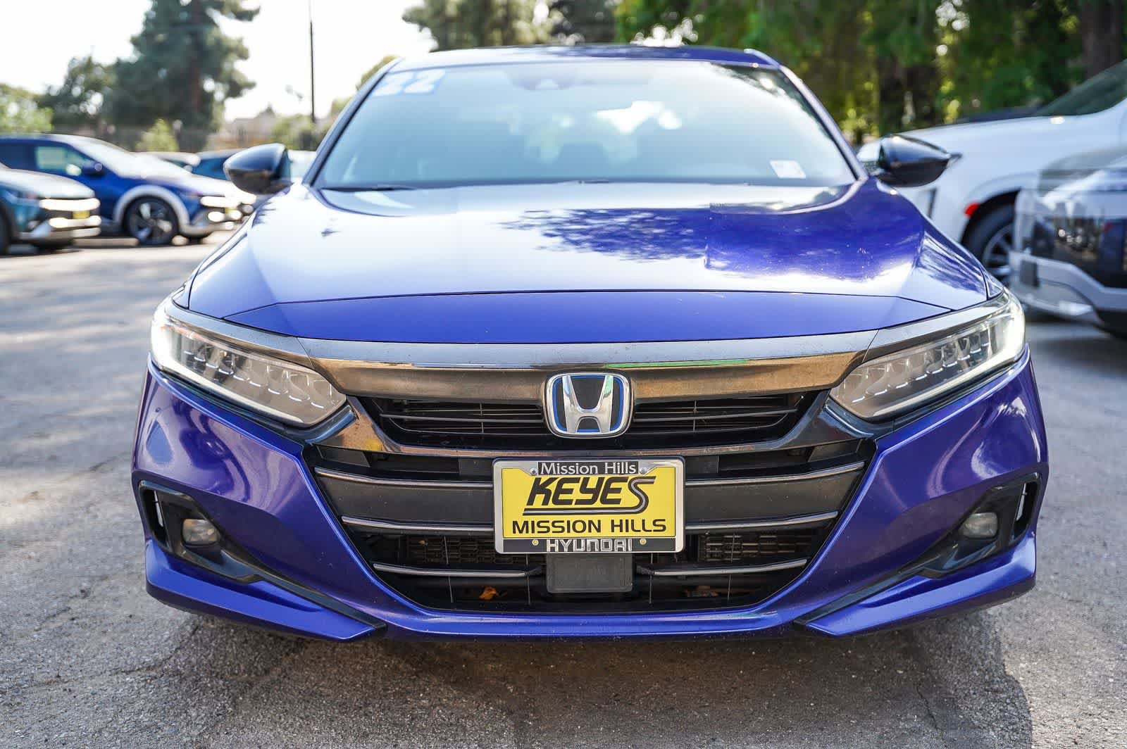 Used 2022 Honda Accord Sport image 2