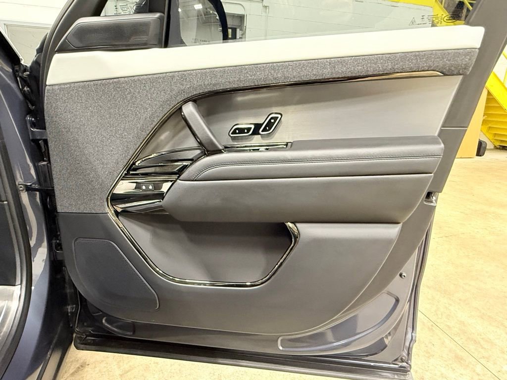 Used 2025 Land Rover Range Rover Sport Dynamic SE AWD/4WD image 44