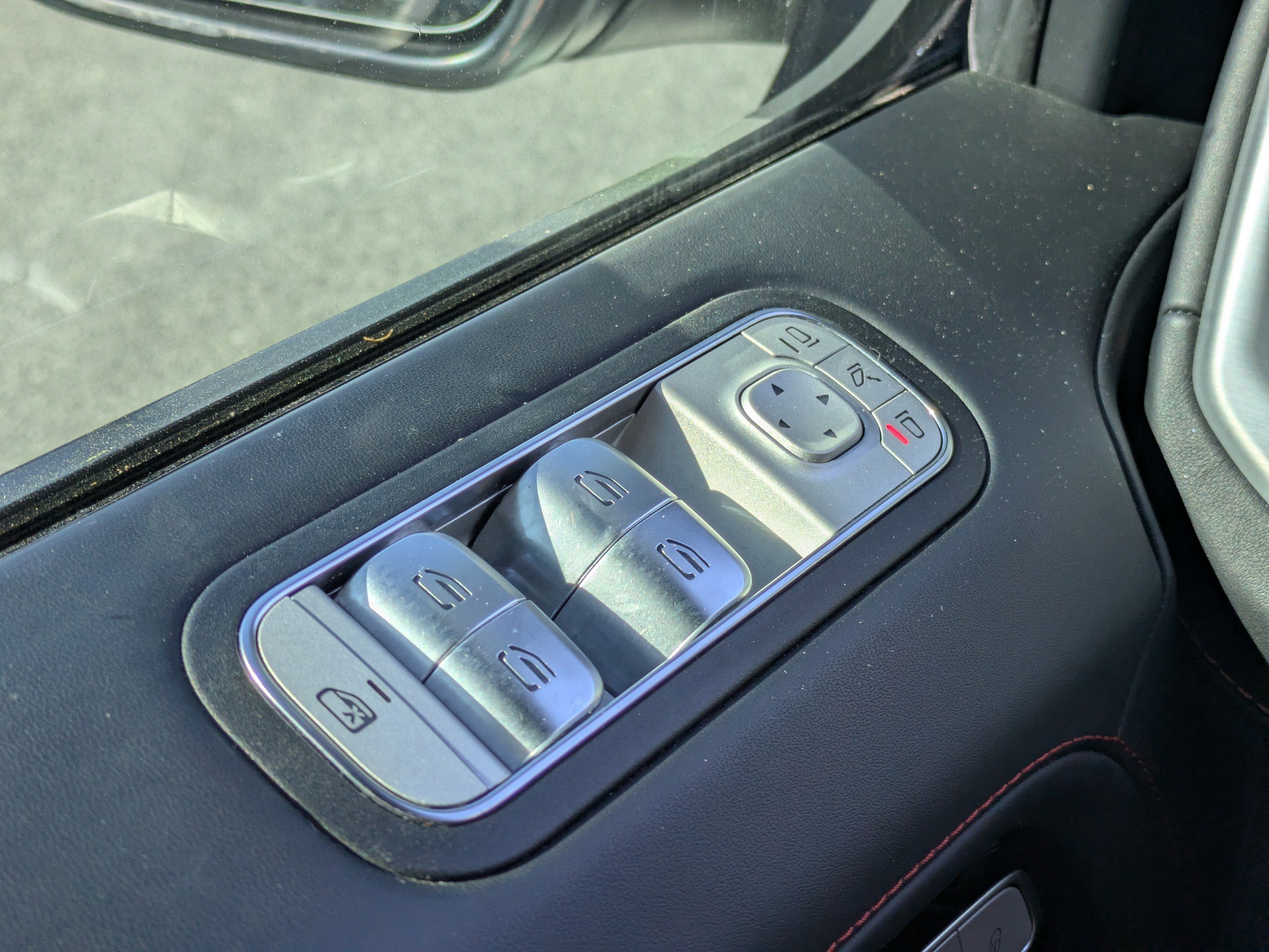 Used 2022 Mercedes-Benz G 550 image 28