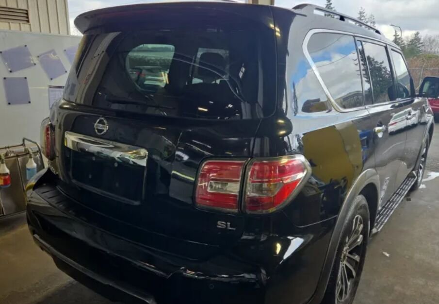 Used 2020 Nissan Armada SL w/ Premium Package image 3