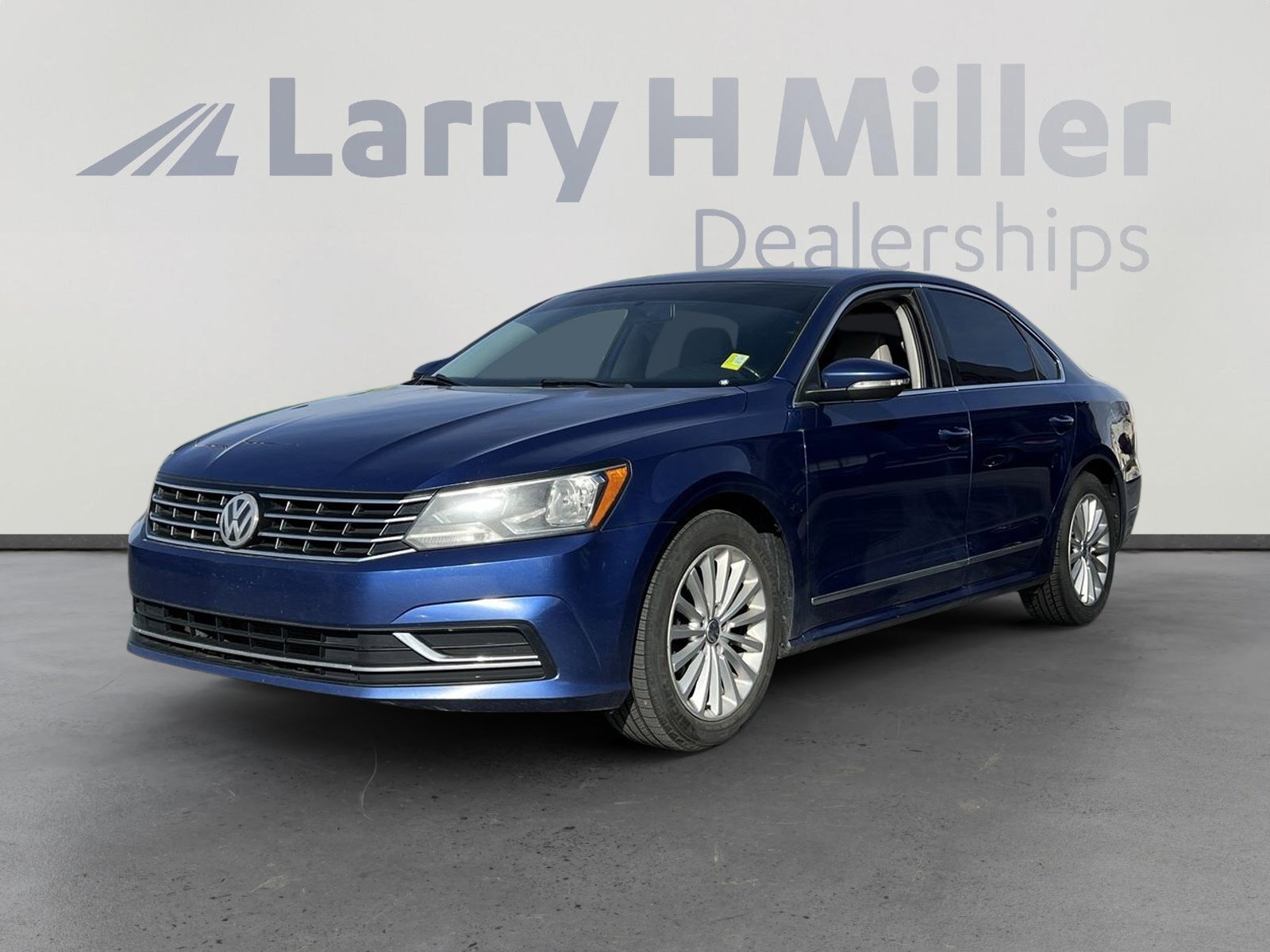 Used 2016 Volkswagen Passat 1.8T SE
