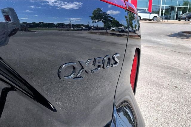 Used 2025 INFINITI QX50 Sport AWD/4WD image 21