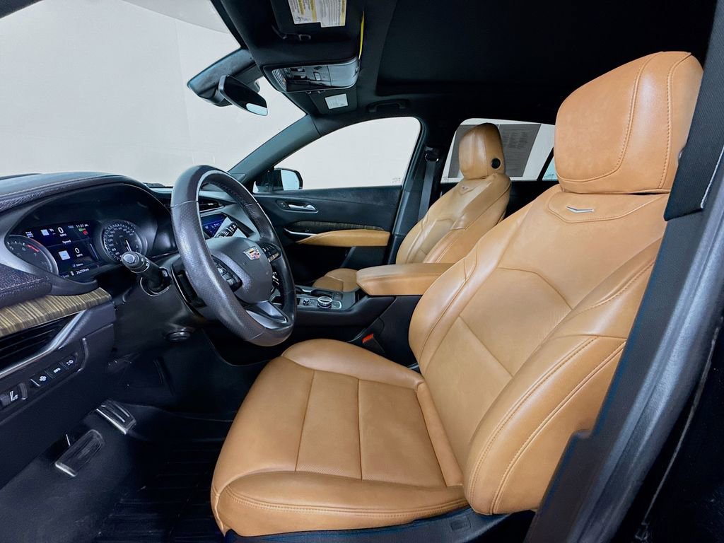 Used 2023 Cadillac XT4 Sport w/ Sun And Sound Package image 24