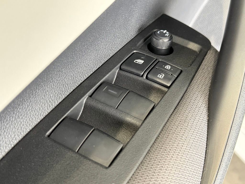 Used 2026 Toyota Corolla LE FWD image 18