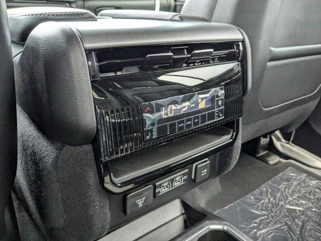 New 2026 Jeep Grand Wagoneer Limited image 16