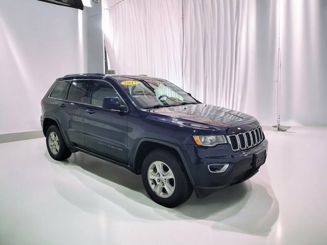 Used 2017 Jeep Grand Cherokee Laredo w/ Trailer Tow Group IV image 2