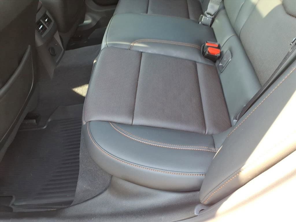 Used 2025 Cadillac CT5 Sport w/ Technology Package image 21