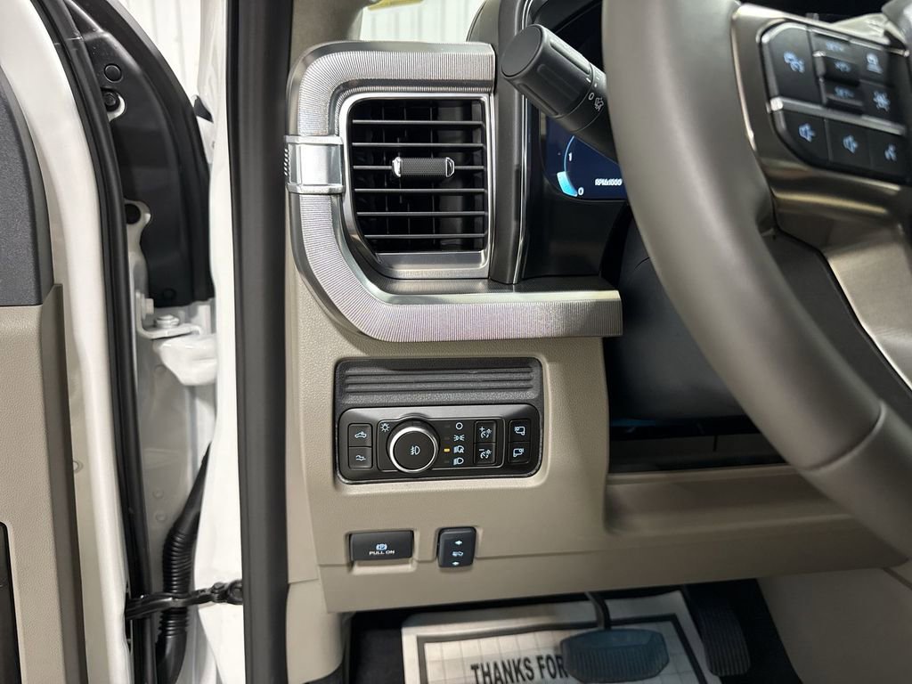Used 2026 Ford F450 Platinum w/ Platinum Plus Package image 18