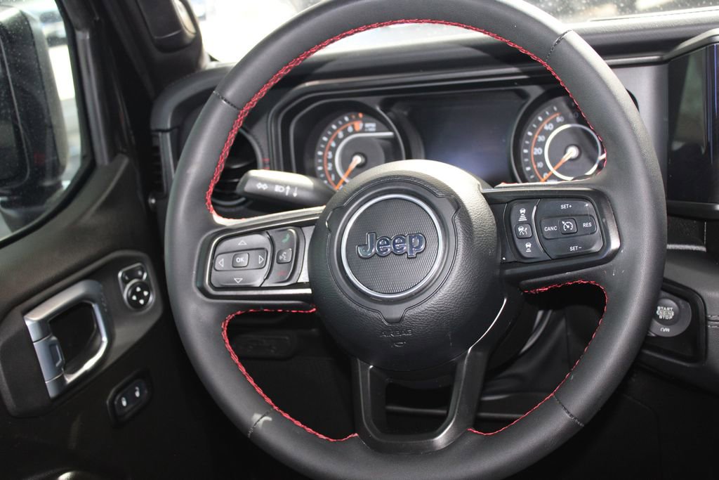 Used 2024 Jeep Gladiator Rubicon w/ Convenience Group image 27