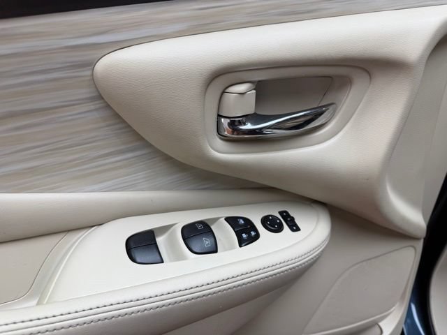 Used 2017 Nissan Murano SV FWD image 19