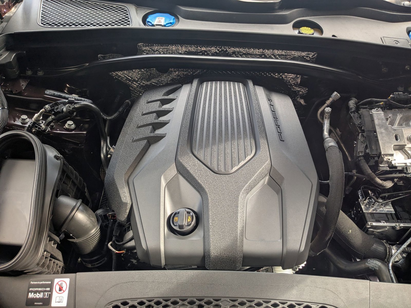 New 2026 Porsche Macan image 28