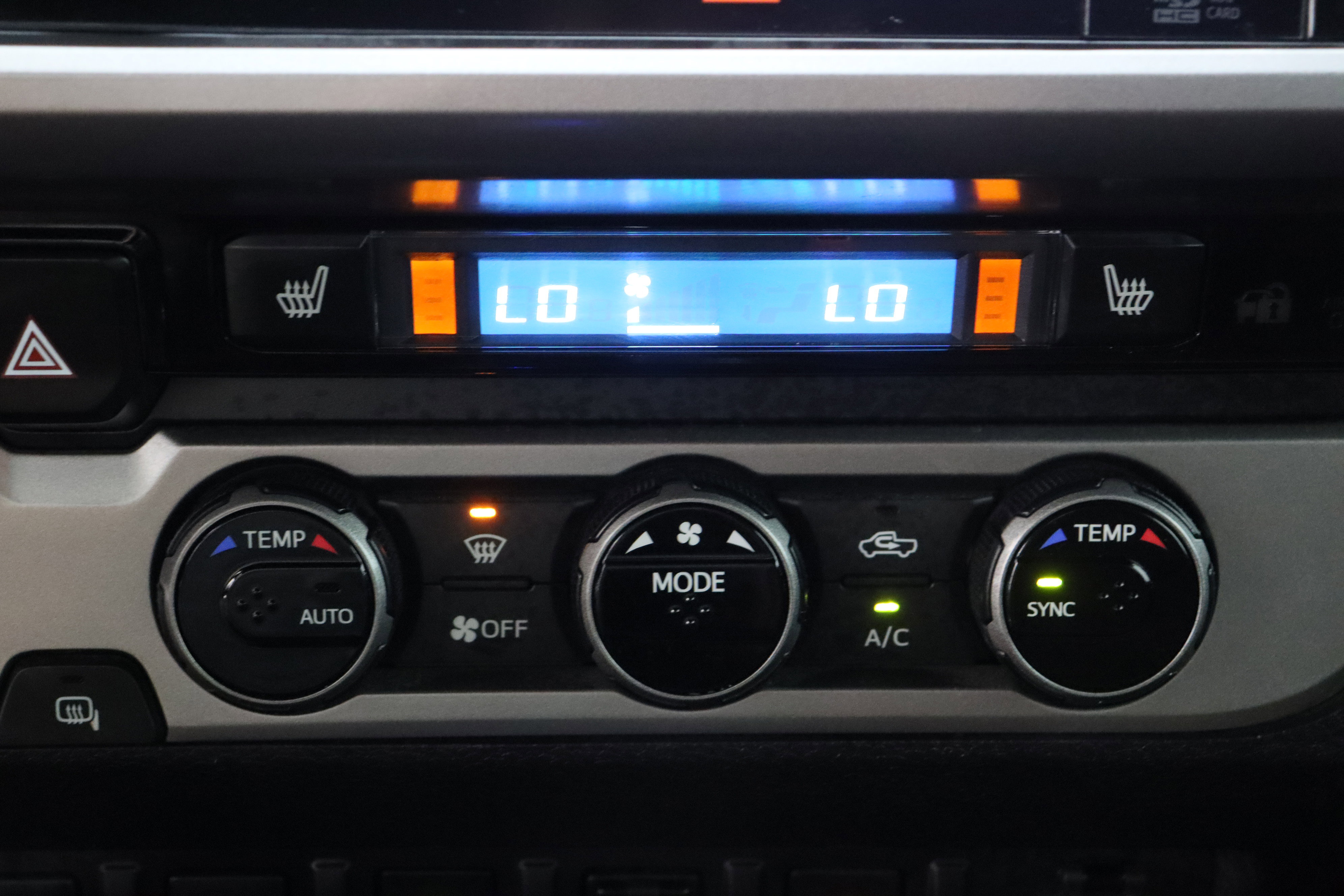 Used 2017 Toyota Tacoma Limited w/ Tow Package image 23