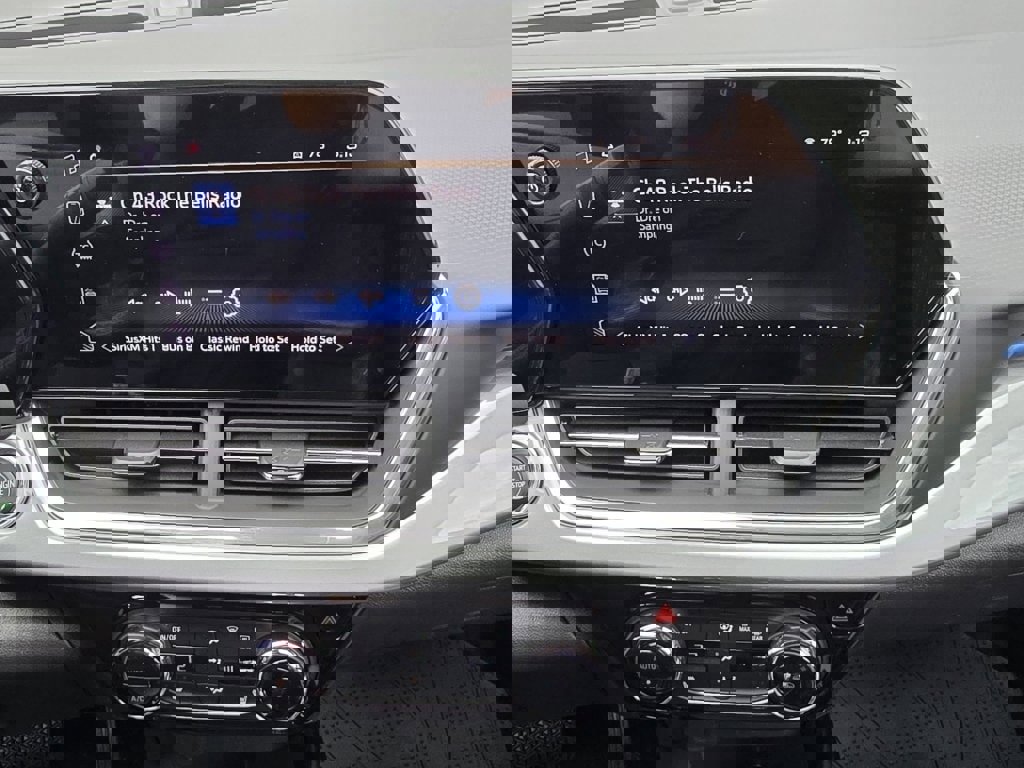 New 2026 Chevrolet Trax LT w/ Driver Confidence Package image 20