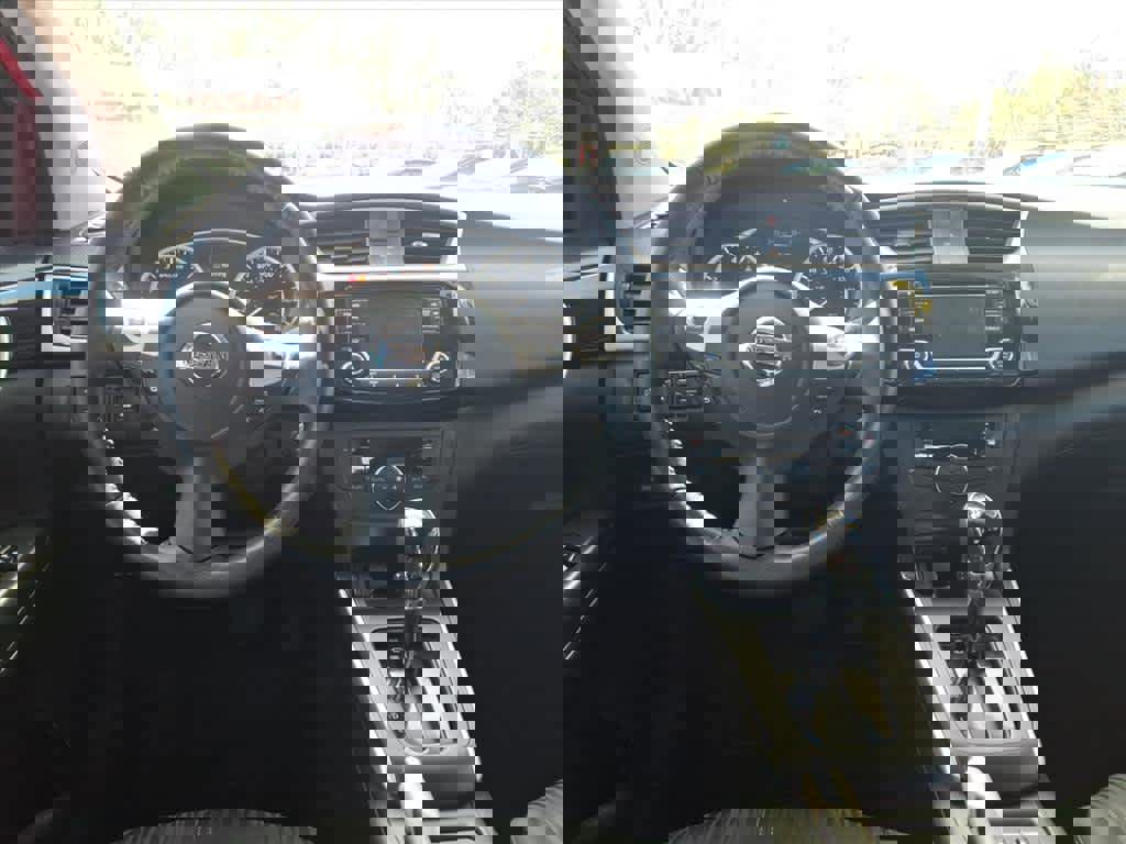 Certified 2018 Nissan Sentra SV w/ All Weather Package image 17