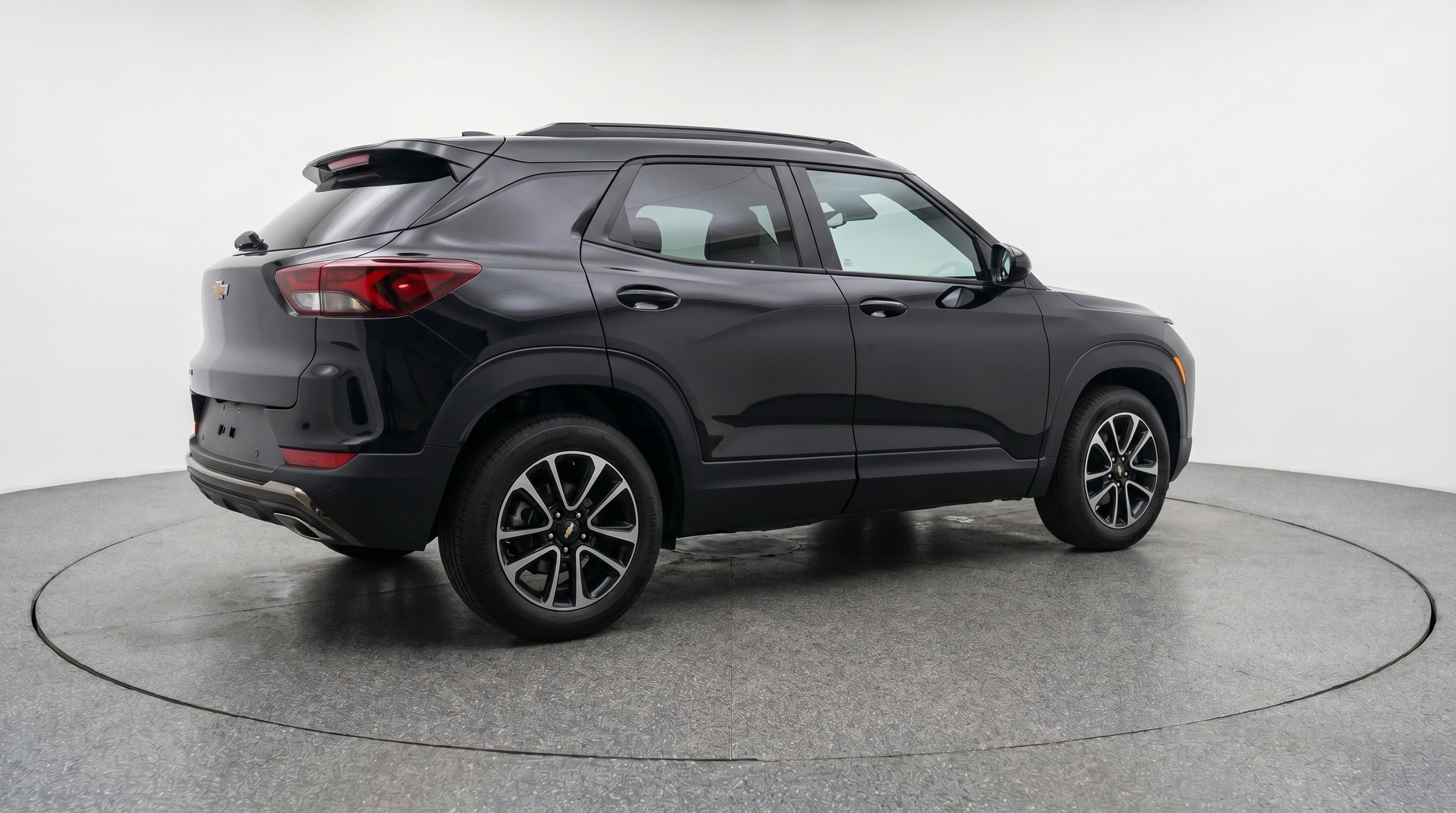 Used 2025 Chevrolet TrailBlazer LT w/ Driver Confidence Package AWD/4WD image 9