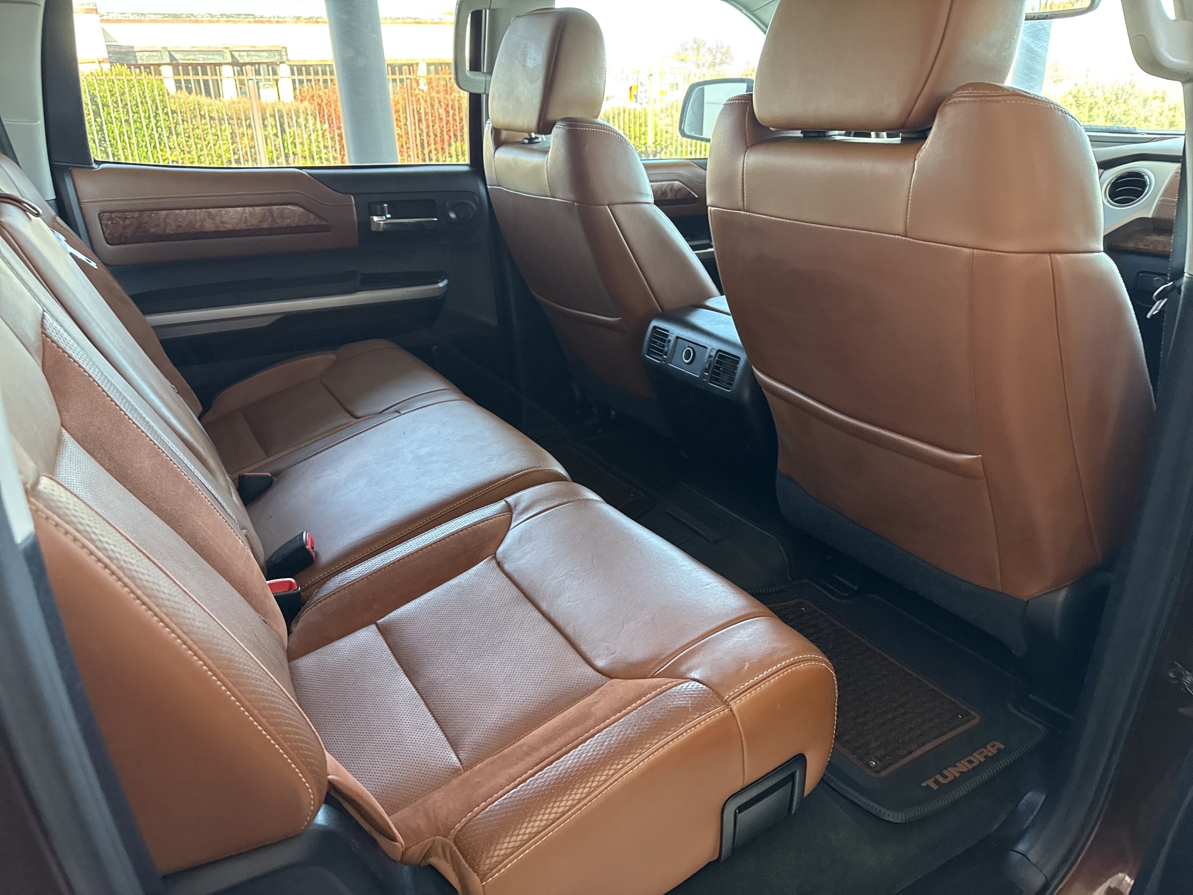 Used 2015 Toyota Tundra 1794 Edition image 13