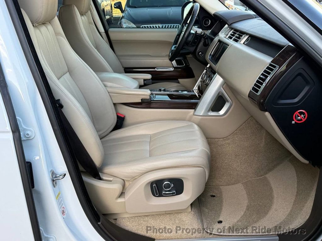 Used 2016 Land Rover Range Rover HSE image 10