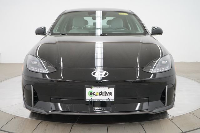 Used 2024 Hyundai Ioniq 6 Limited image 2
