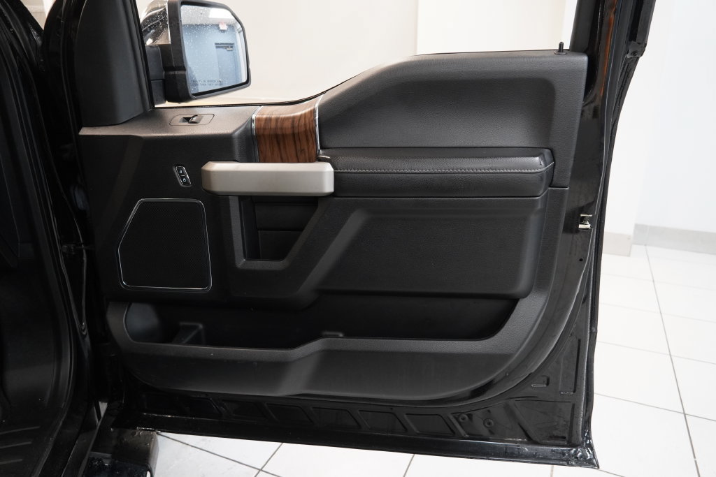 Used 2018 Ford F150 Lariat w/ Equipment Group 502A Luxury AWD/4WD image 34