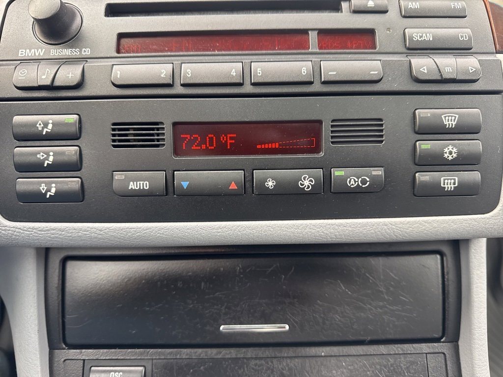 Used 2001 BMW 325Ci Coupe image 18