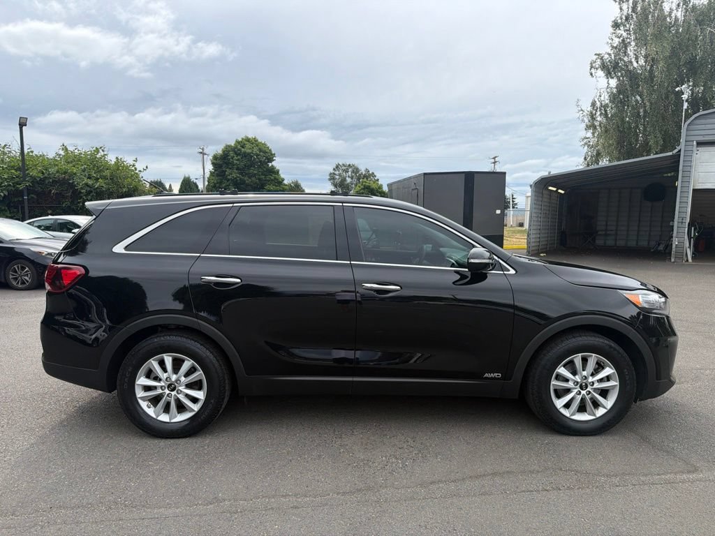 Used 2019 Kia Sorento AWD V6 image 7