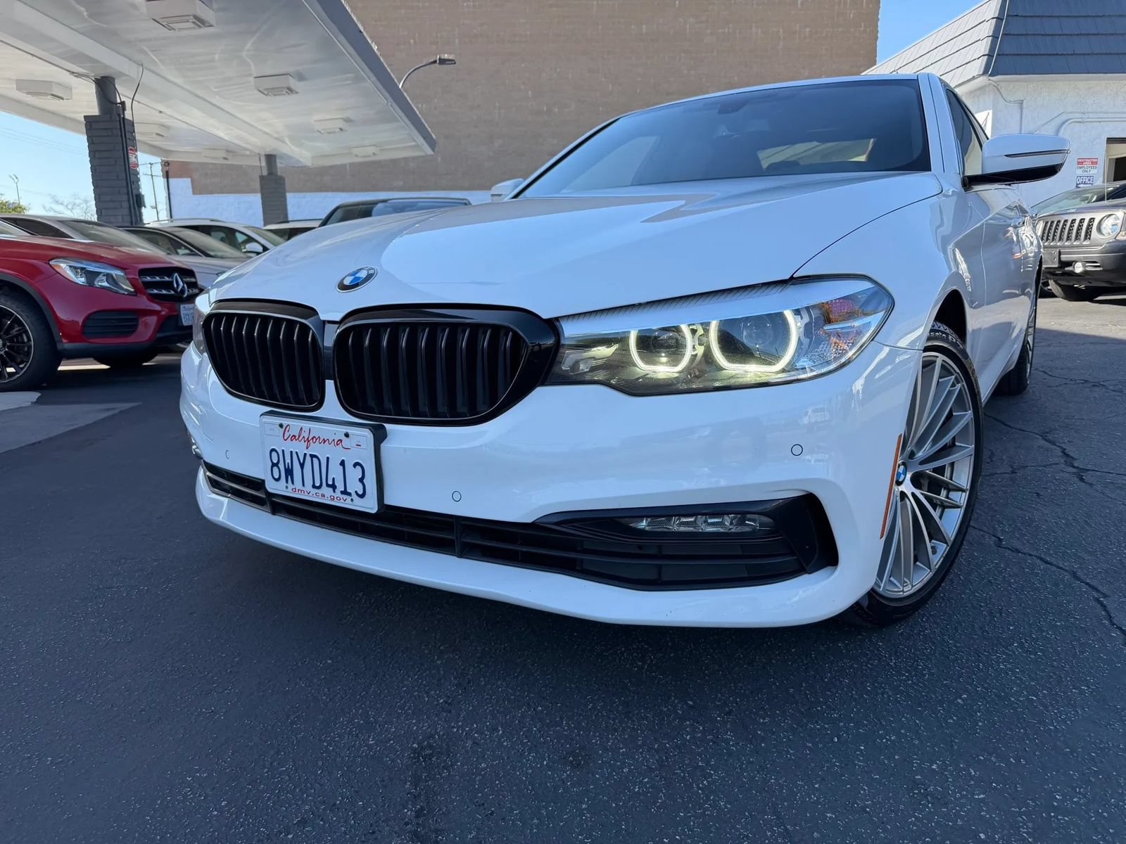 Used 2018 BMW 530i w/ Premium Package RWD image 3