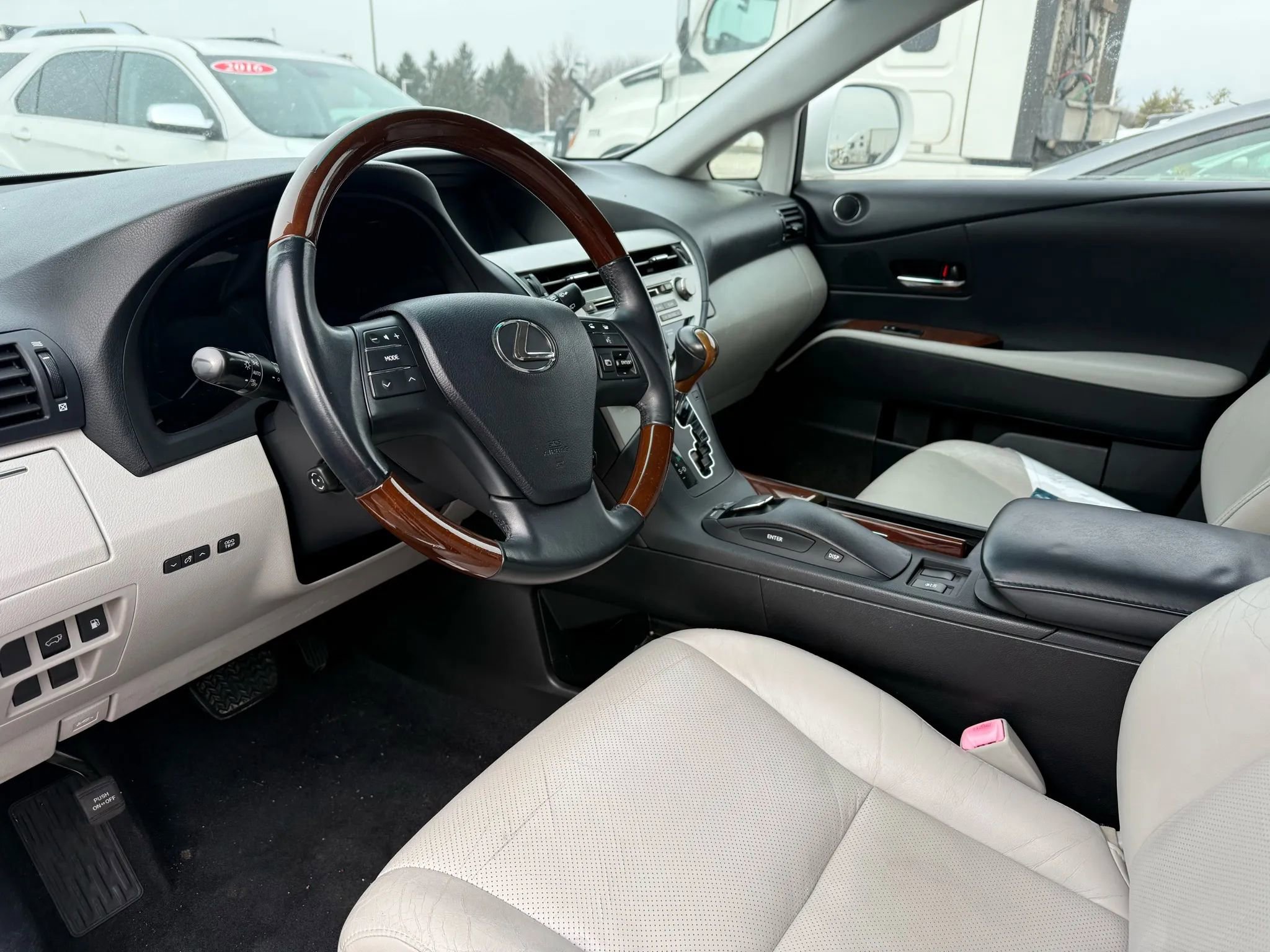 Used 2010 Lexus RX 450h AWD image 11