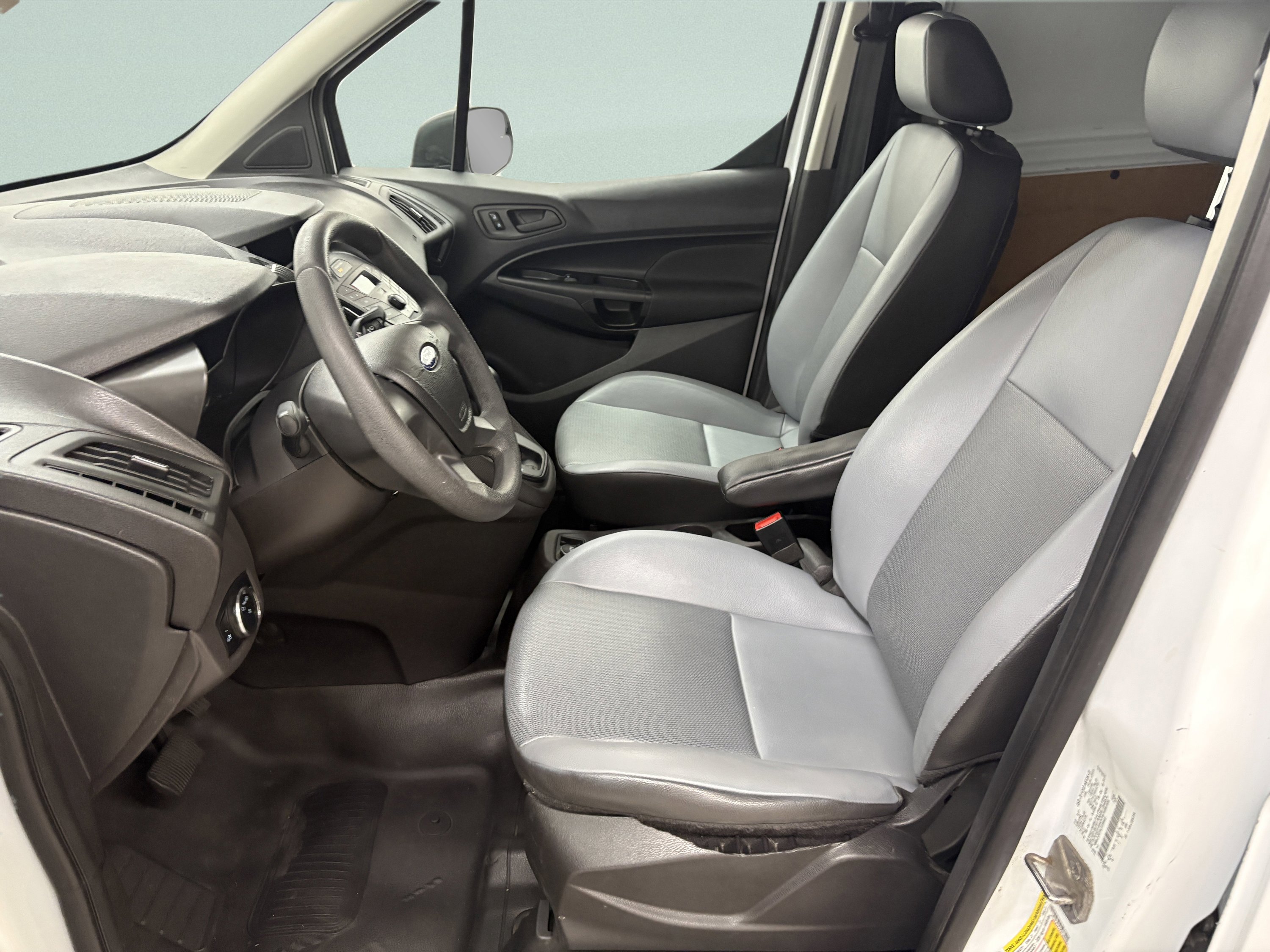 Used 2018 Ford Transit Connect XL FWD image 13