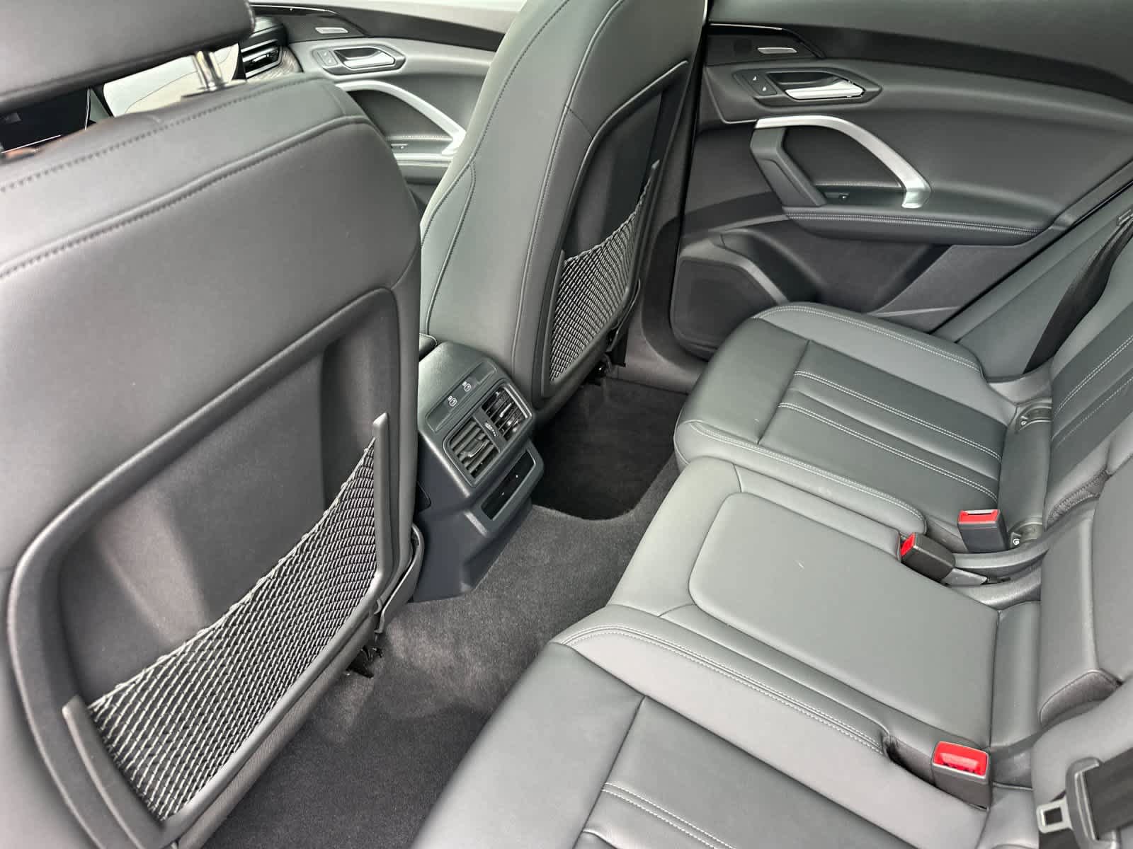 Used 2025 Audi Q5 Premium w/ Premium Plus AWD/4WD image 4