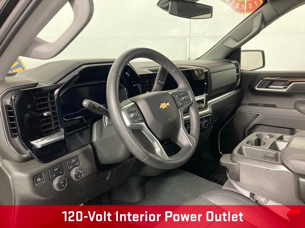 Used 2025 Chevrolet Silverado 1500 LT image 14