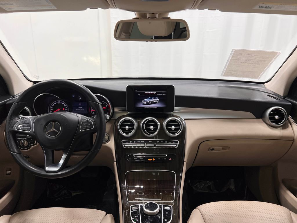 Used 2018 Mercedes-Benz GLC 300 image 18