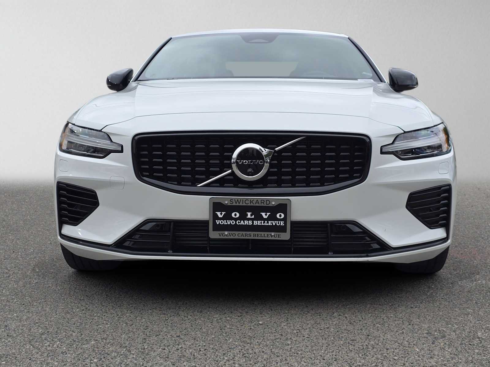 Certified 2023 Volvo S60 T8 Ultimate w/ Climate Package AWD/4WD image 9