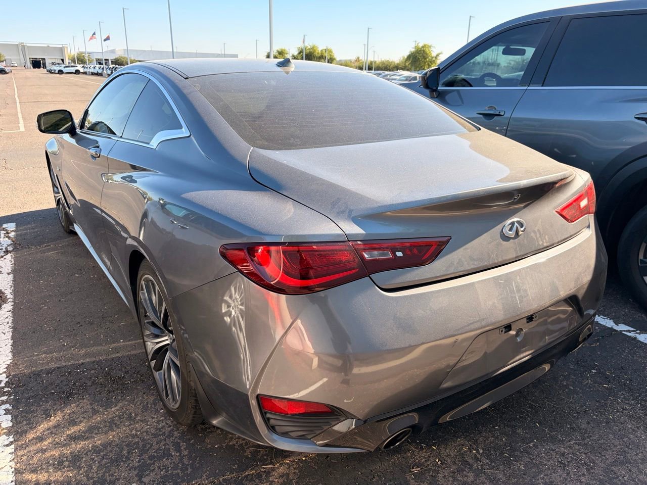 Used 2019 INFINITI Q60 3.0t Luxe w/ Essential Package RWD image 7