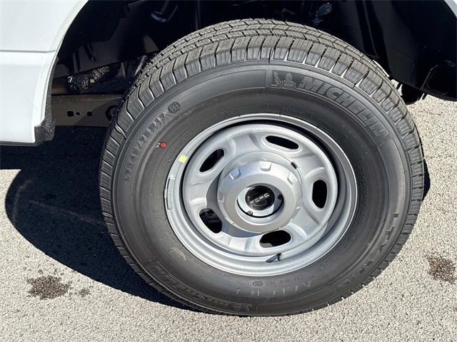 New 2026 Ford F250 XL image 9