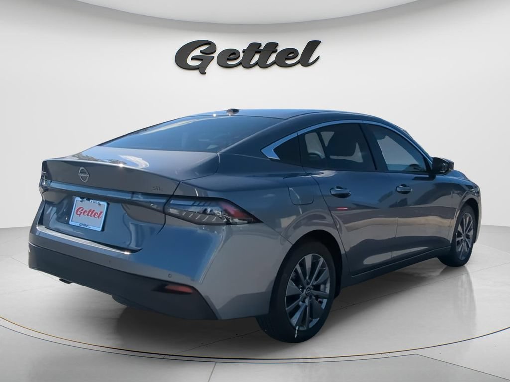 New 2026 Nissan Sentra SL w/ Floor Mat Package FWD image 5