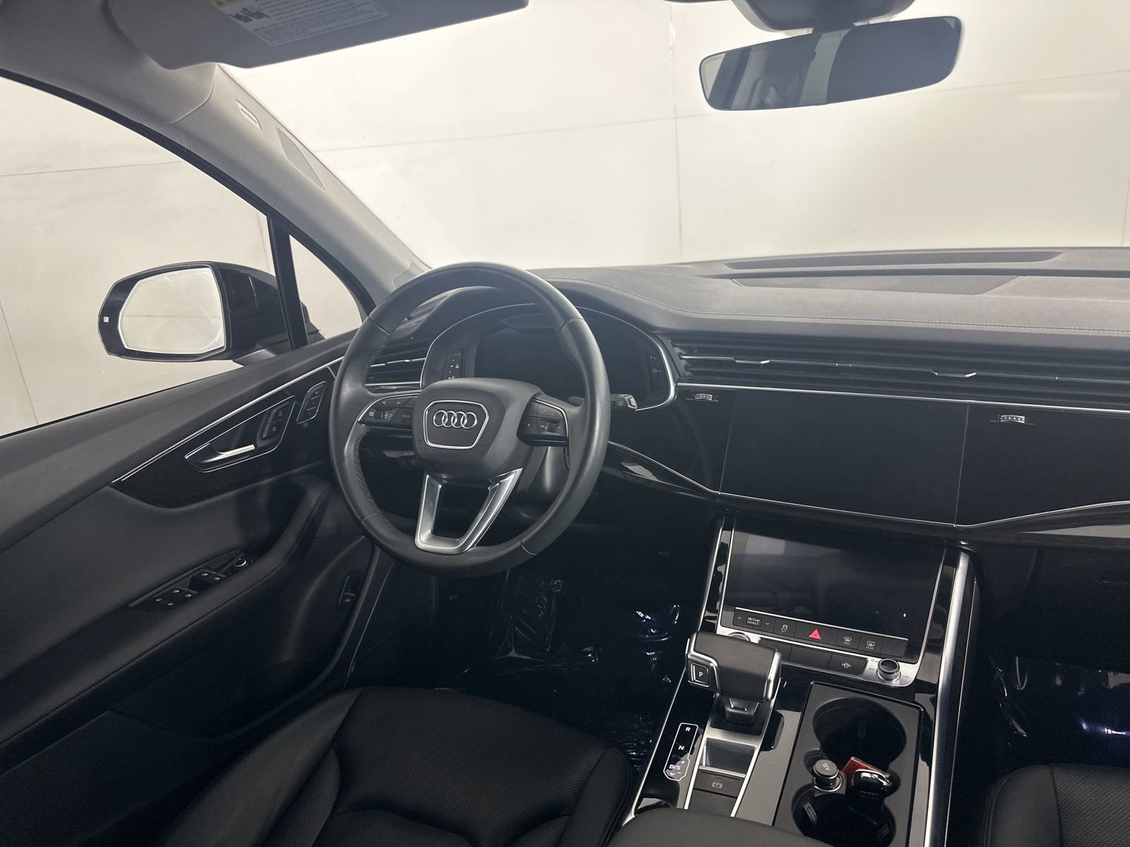 Used 2023 Audi Q7 3.0T Premium Plus w/ Premium Plus Package image 11