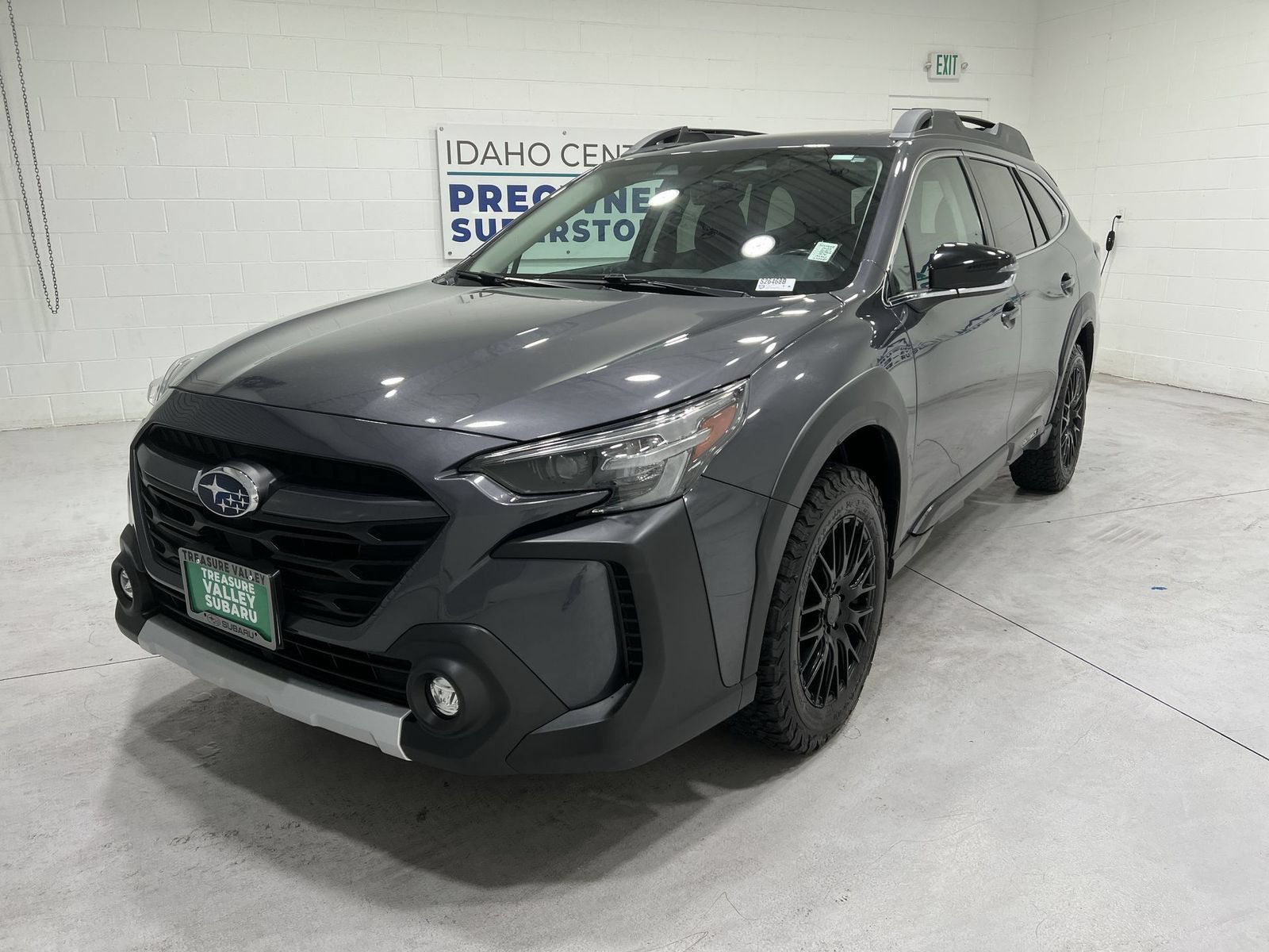 Used 2023 Subaru Outback Limited AWD/4WD image 4
