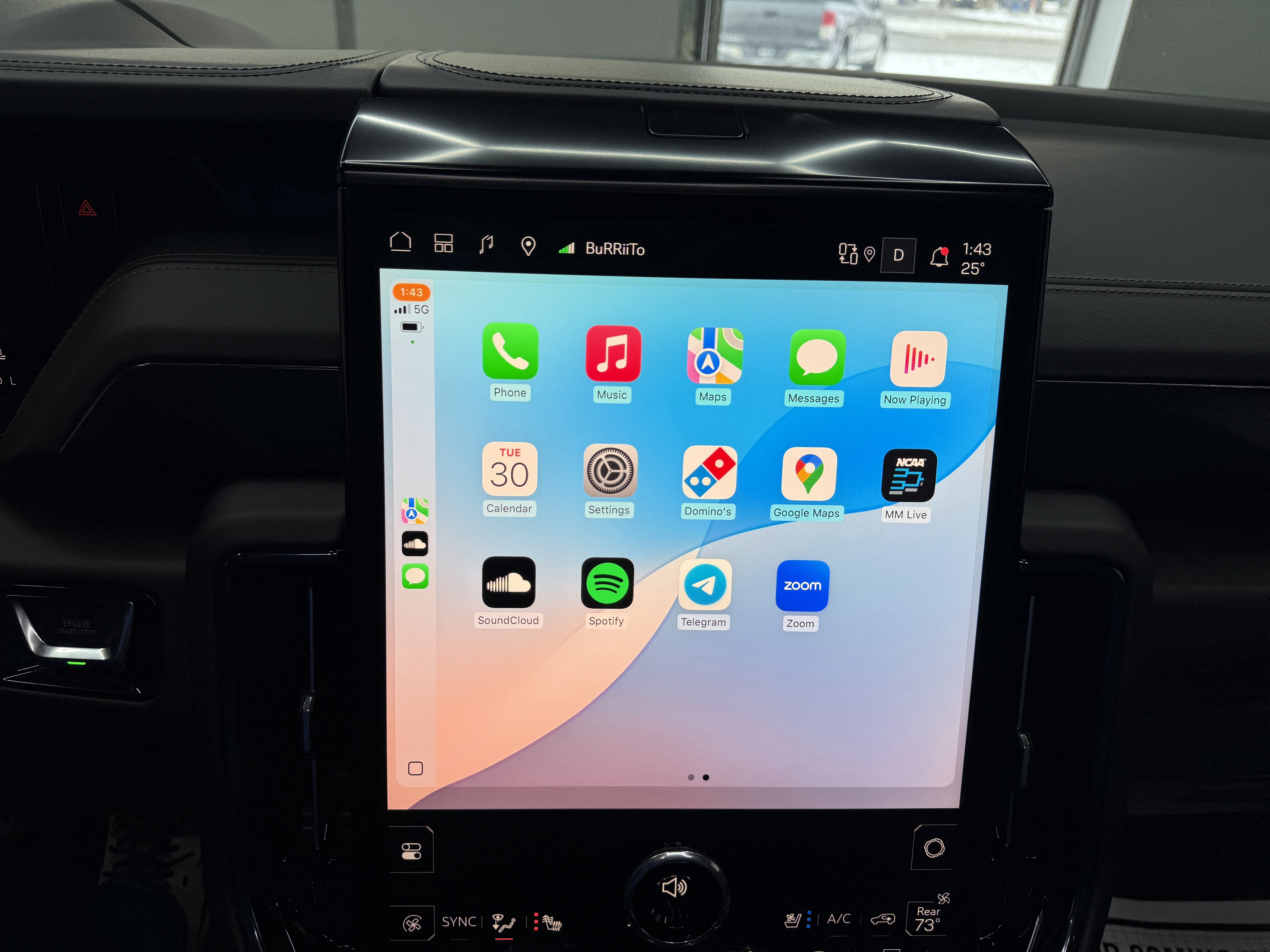 Used 2025 GMC Yukon XL AT4 image 20