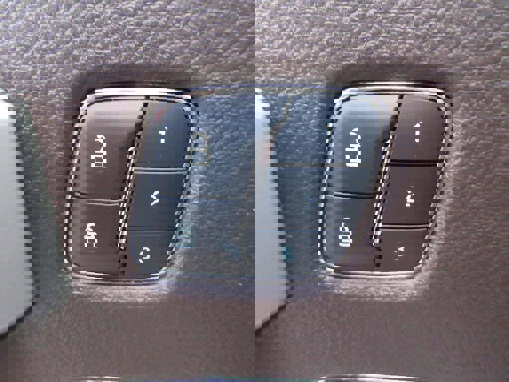 Used 2018 Ford F350 King Ranch w/ King Ranch Ultimate Package image 28