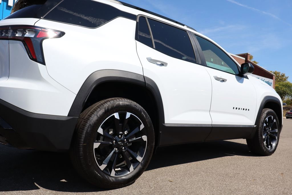 New 2026 Chevrolet Equinox RS w/ Convenience Package III image 33