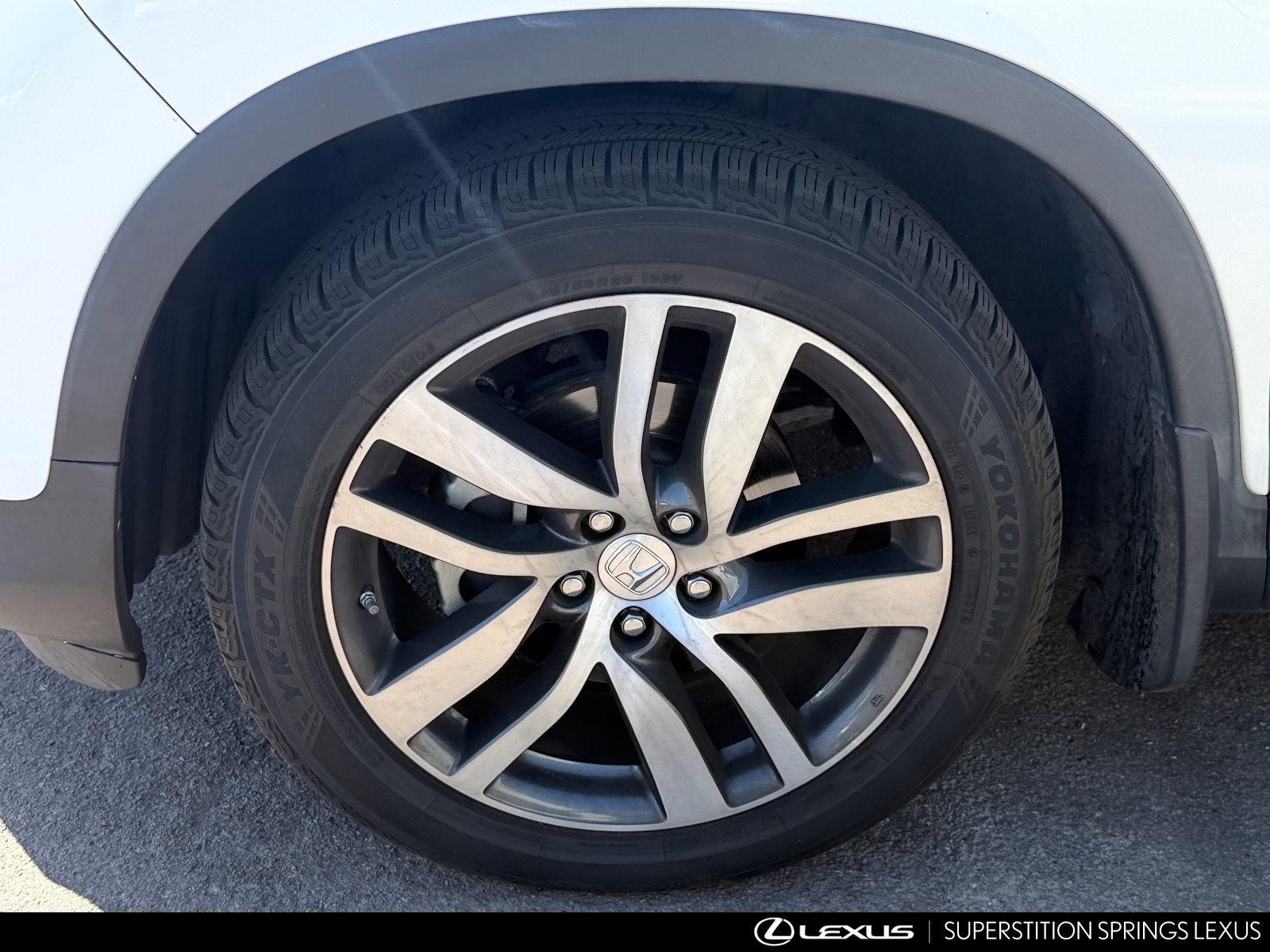 Used 2017 Honda Pilot Touring image 6
