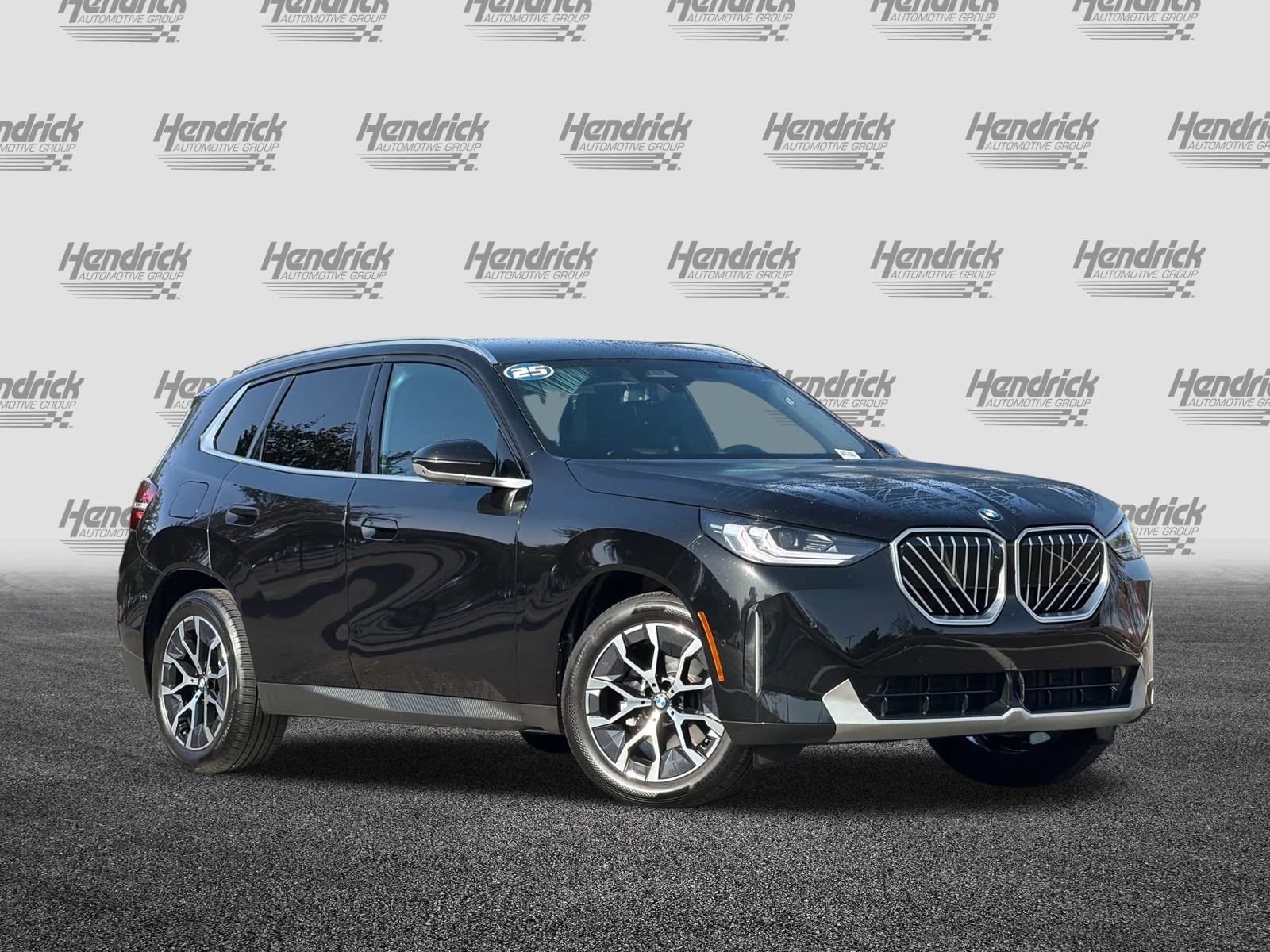 Used 2025 BMW X3 xDrive30i w/ Premium Package image 2