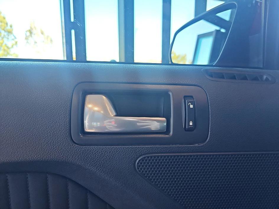 Used 2013 Ford Mustang Boss 302 w/ Boss 302 Accessory Pkg image 12