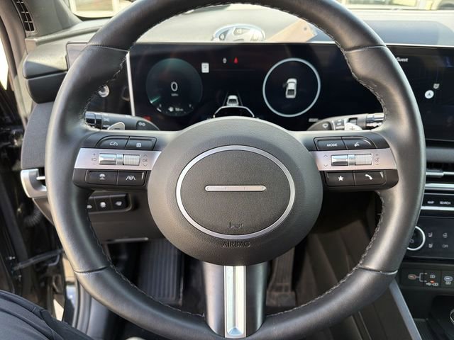 Used 2025 Hyundai Santa Cruz Limited AWD/4WD image 16