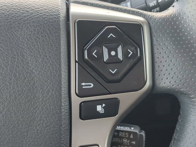 Certified 2022 Toyota 4Runner SR5 Premium image 26