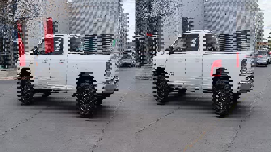 Used 2022 RAM 2500 Big Horn image 6