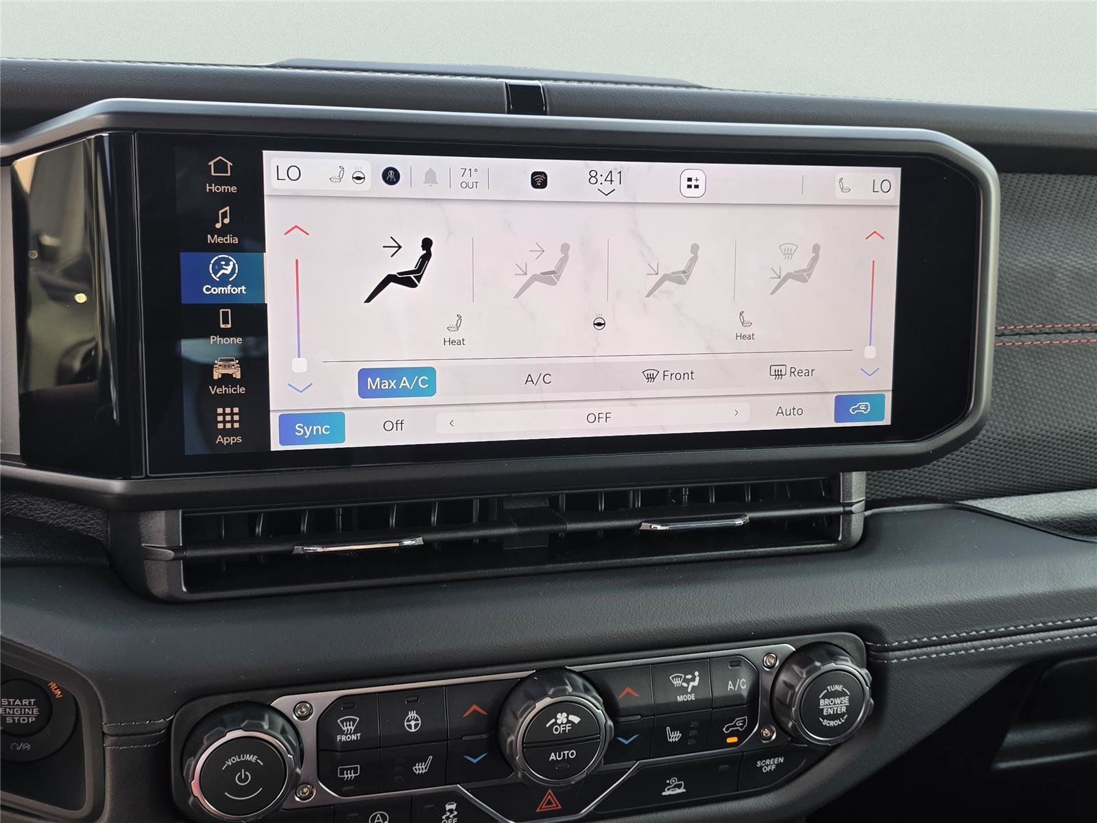 New 2026 Jeep Wrangler Unlimited Rubicon w/ Xtreme 35 Tire Package image 11