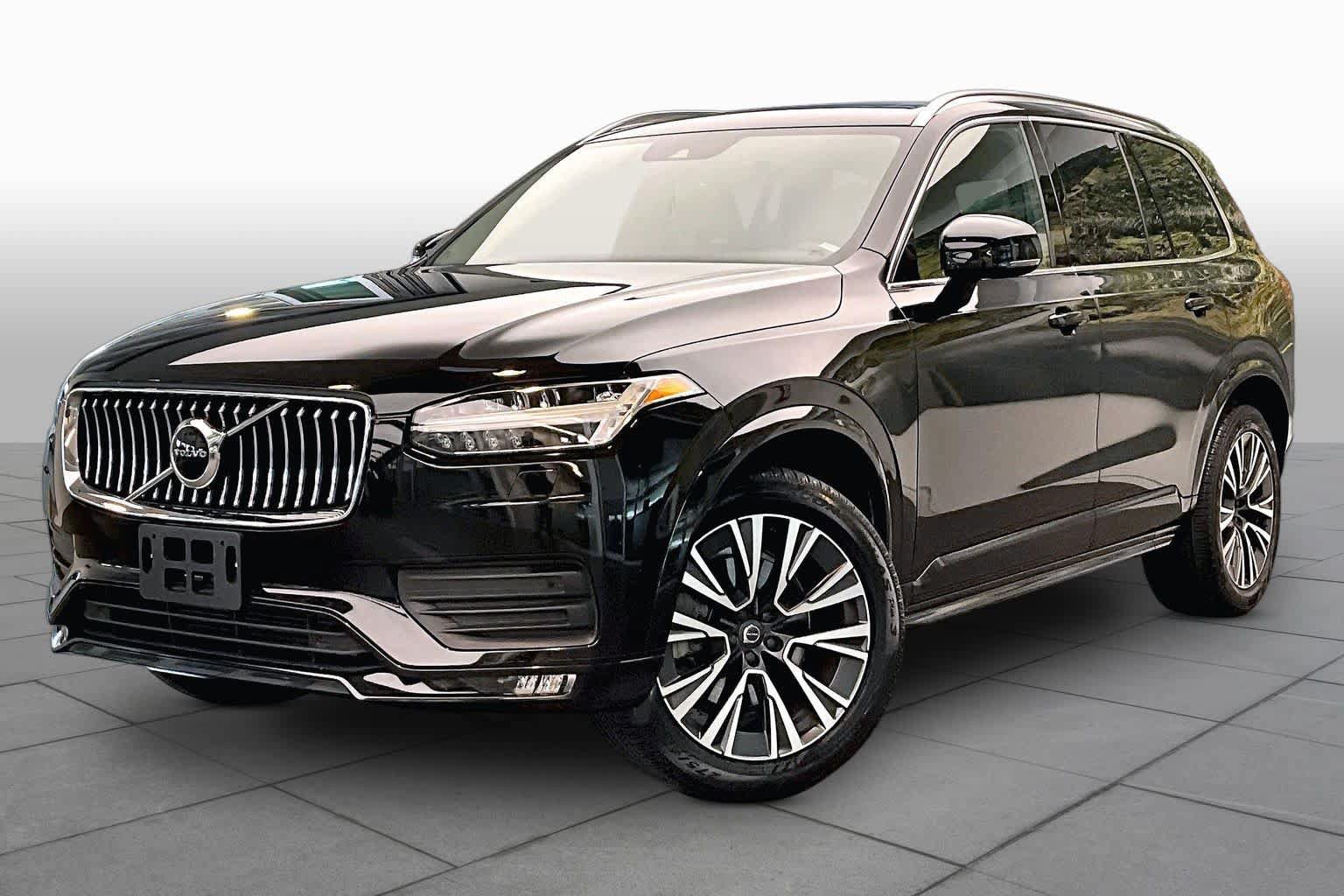 Used 2022 Volvo XC90 T5 Momentum w/ Climate Package AWD/4WD image 3