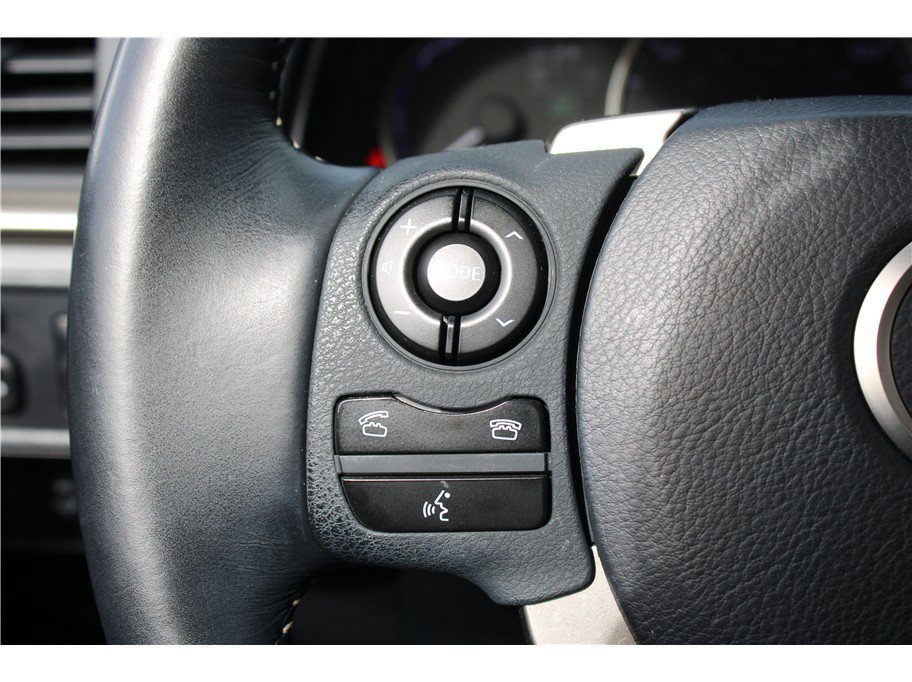 Used 2015 Lexus CT 200h w/ Seat Comfort Package FWD image 16