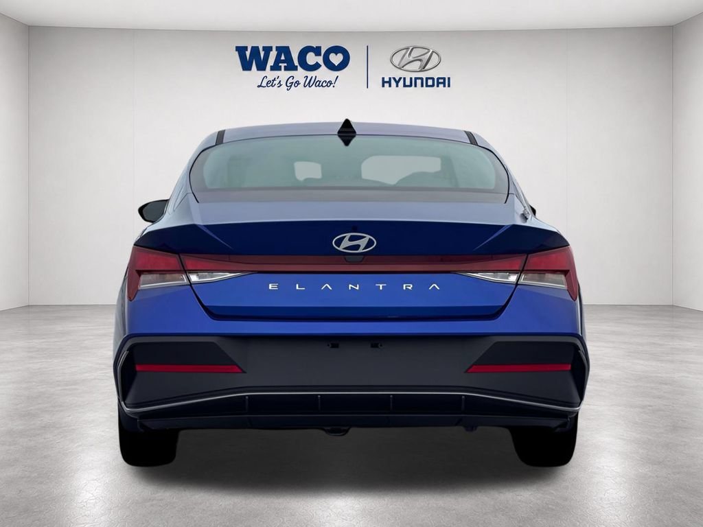Used 2026 Hyundai Elantra SE w/ Cargo Package FWD image 8